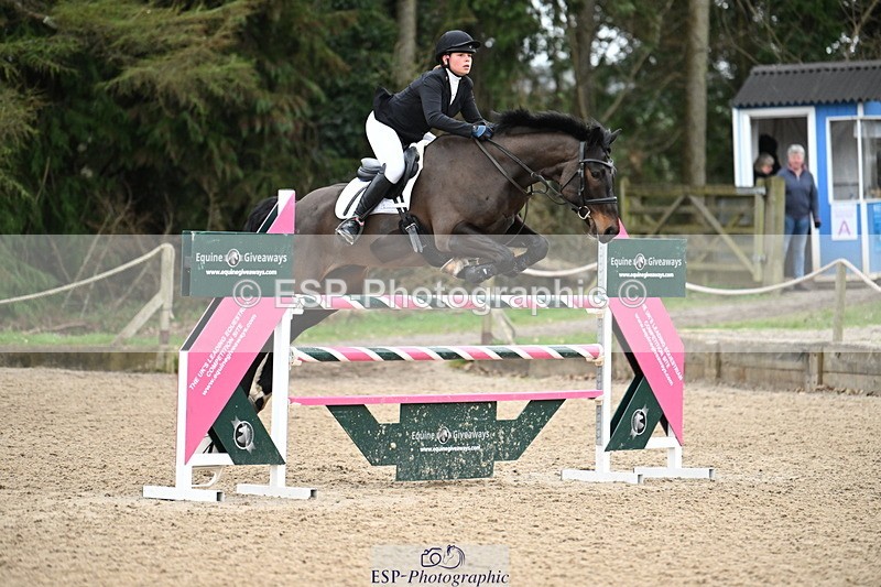 250323A-151524-04966 - Cls 25 Snr Fox & 1.20m Open