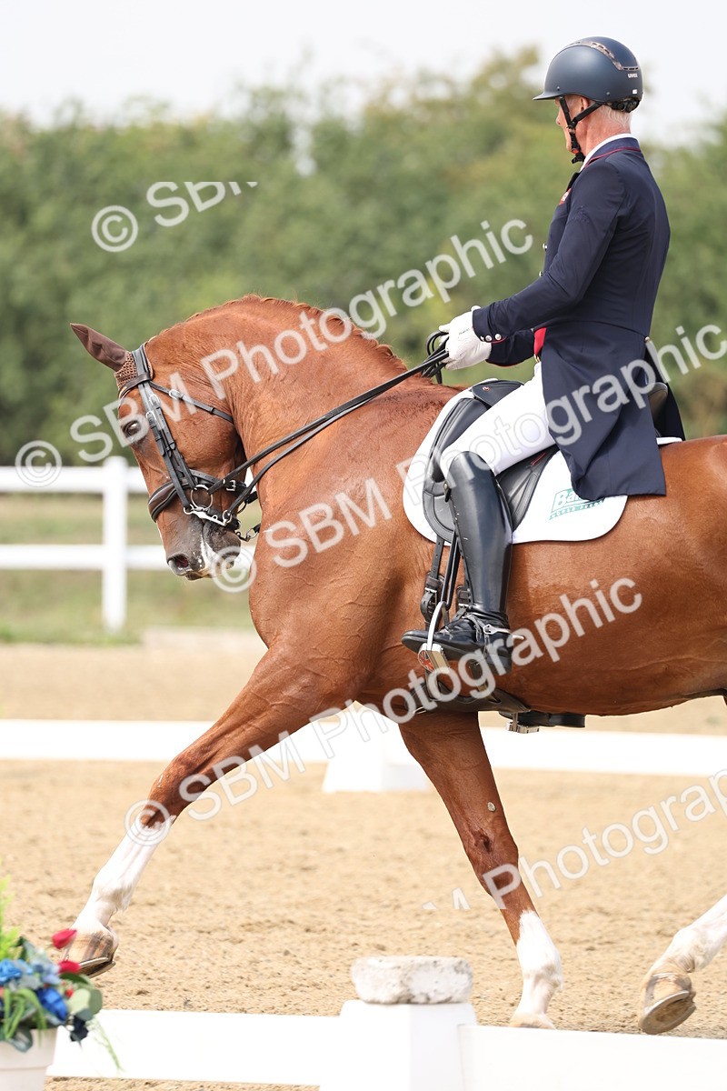 SBM_007391 - Class 9 - FEI INT I - 14.57-15.45