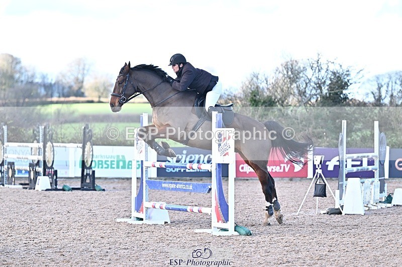 251203-131032-00636 - Cls 4 Newcomers and 1.10m Open