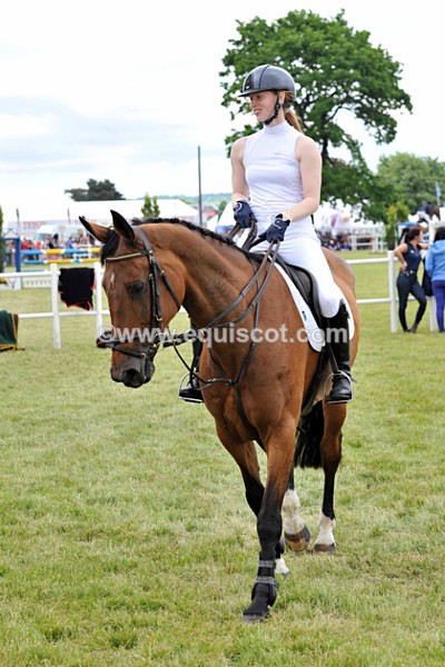 EQUISCOT 9376 - A WEE PEEK AT RHS 2013