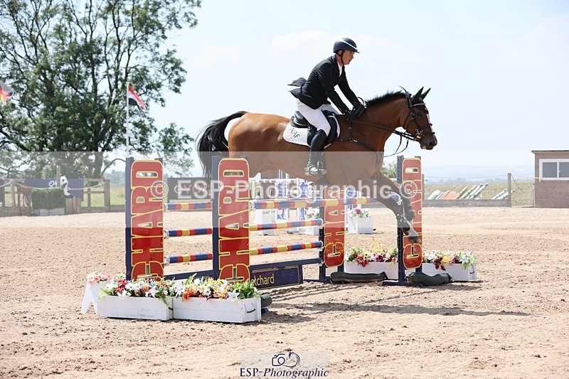 250725-135621-03115 - Cls 3 Snr Foxhunter