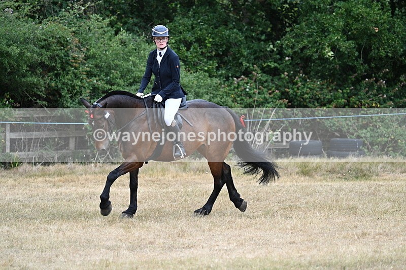 WJ7_1437 - Class 8 Ridden Veterans