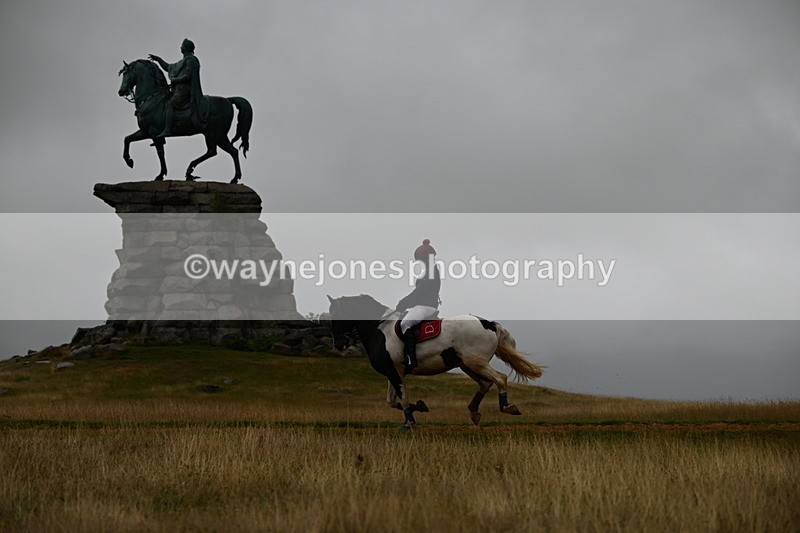 DSC_1667 - Time at Statue 12:13 to 12:32