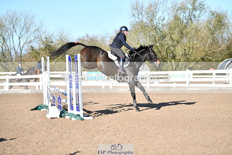 231110A-125223-00466 - Cls 4 Snr 1.05m Open