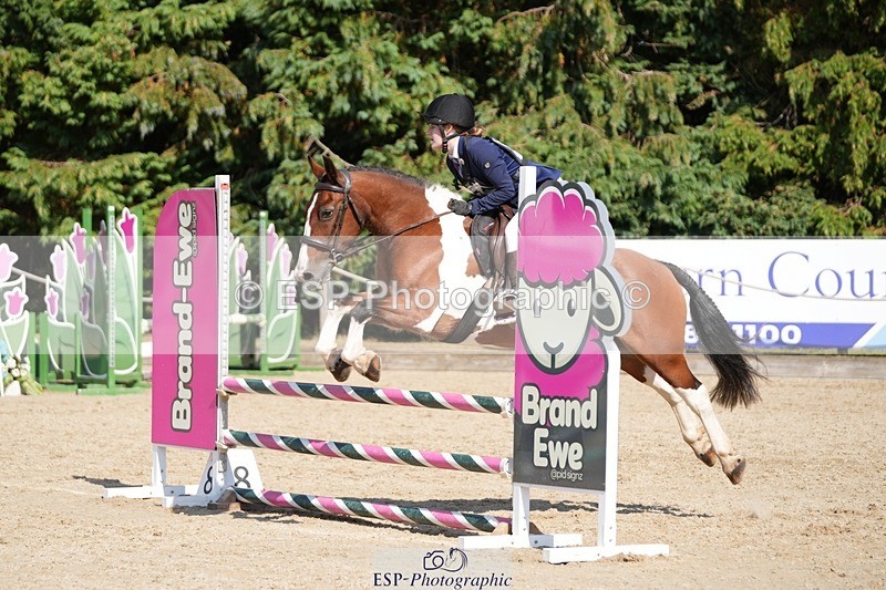 250822A-153355-23765 - WC Round 2 15.00 to 16.00