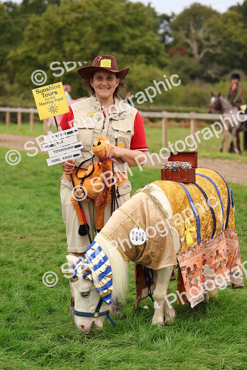 SBM_61677 - S37a - Fancy Dress Showing
