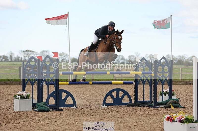 240419A-104439-06198 - Cls 2, 2 Star Small Tour 1.30m