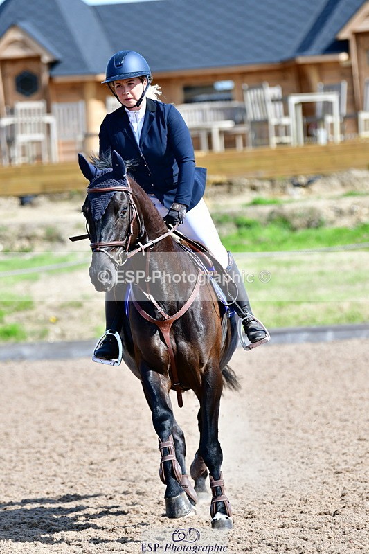 240525A-094533-04838 - Cls 21 British Novice and 90cm Open