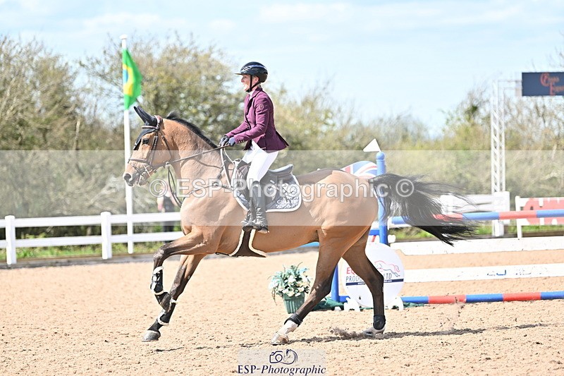 240418A-140828-03758 - Cls 13, 1 Star Bronze Tour 1.10m