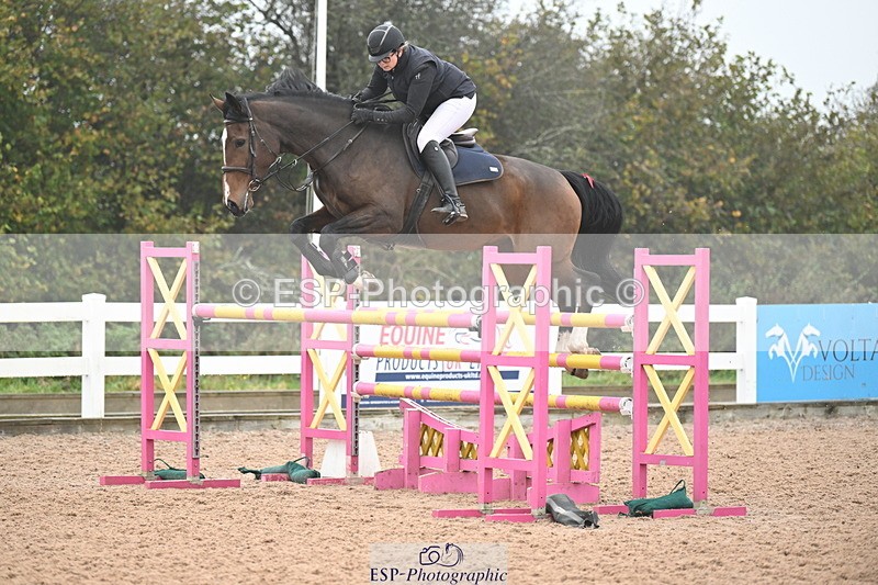 241102A-124518-04631 - SAT Cls 15 Foxhunter and 1.20m Open