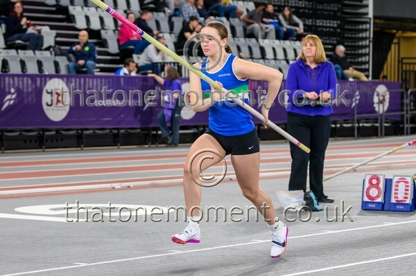 Age26SUN-918444 - Field Female