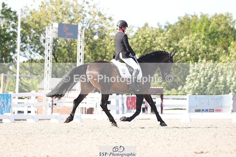 250906-155900-04922 - 100-Adele.RonchettiFamily.Affair