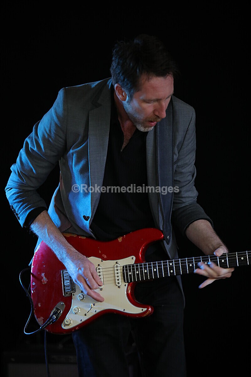 FOLK N BLUES-303 - FOLK and BLUES SEPT 2022