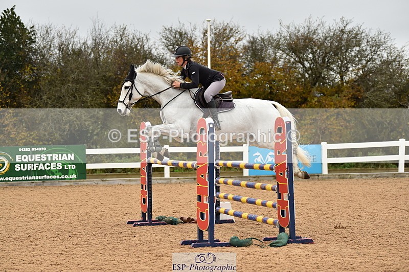 231122A-133538-00461 - Cls 5 Foxhunter & 1.20m Open