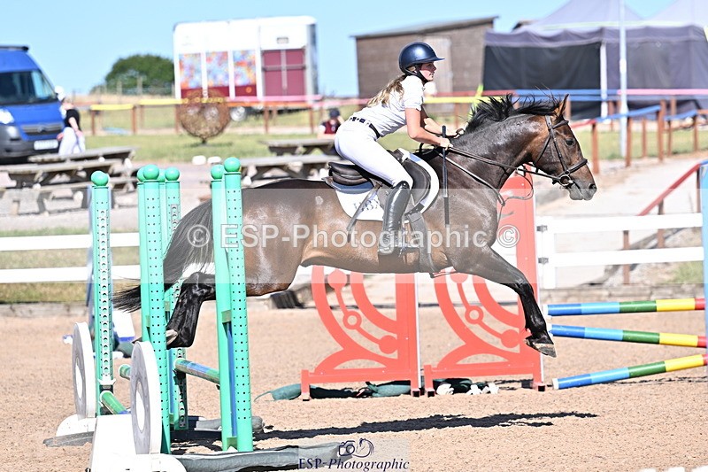 250708A-170228-00171 - 70cm Classes