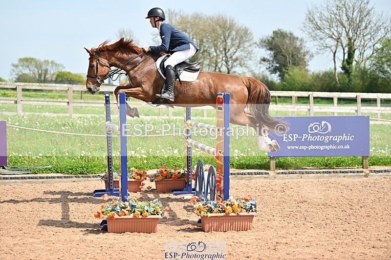 240510A-143643-08097 - Cls 23 Talent Seeker Inc 7yr old 14.10 to Finish