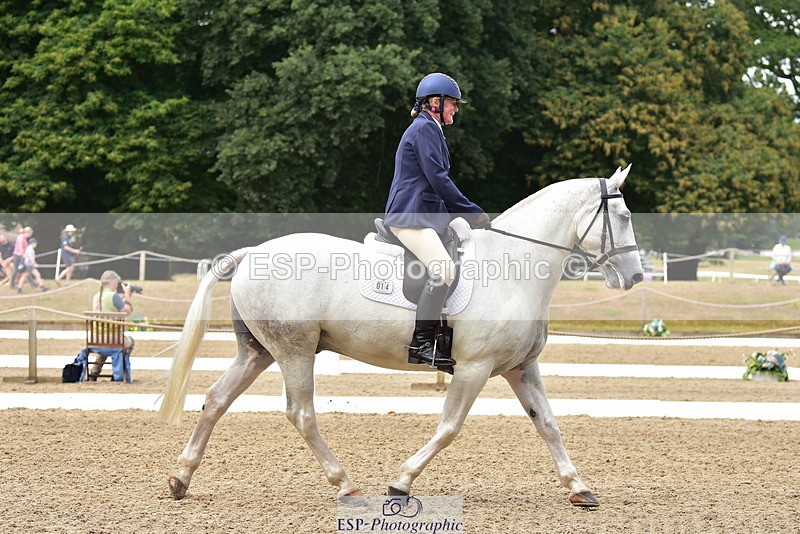 250719A-120222-05412 - 014-Debby.Appleby-Bit.Of.Bubbly