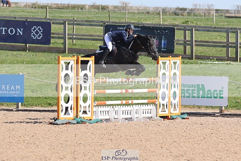 250402-130730-00720 - Cls 6 Foxhunter and 1.20m Open