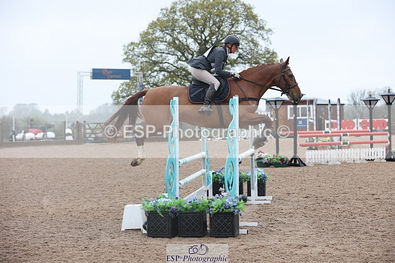 250418-095459-00558 - 053-Jancis.Weal-ESCAPE.THE.OPPOSITION