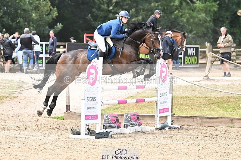 250706A-124430-18833 - Cls 48 Snr 1.05m Grand Prix