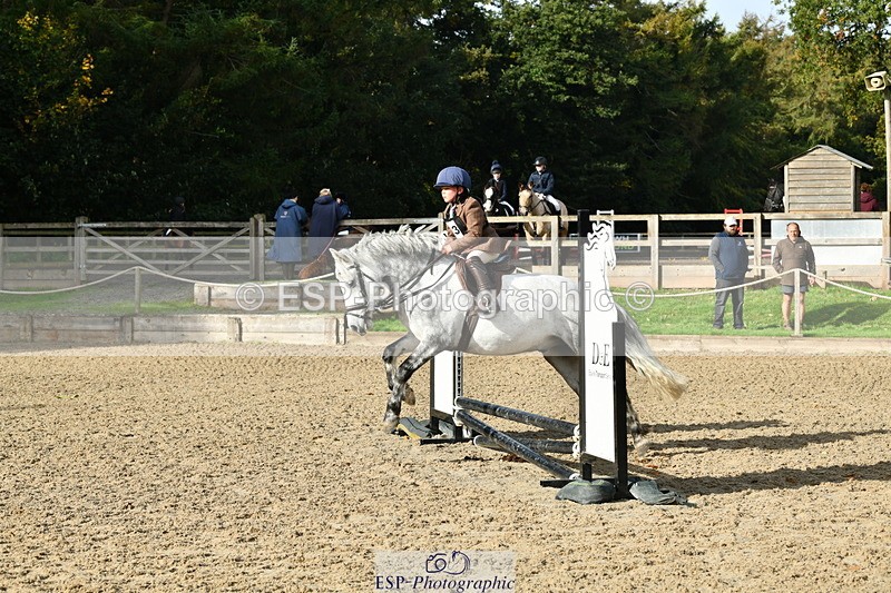 251004A-102005-00411 - Classes 1-2-3 40cm