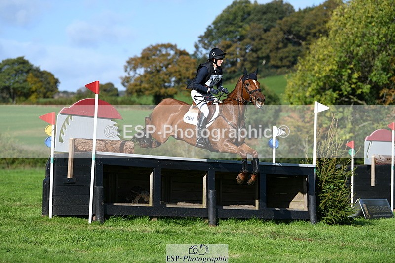 251024A-124246-11661 - B-139-Kirsty.Short