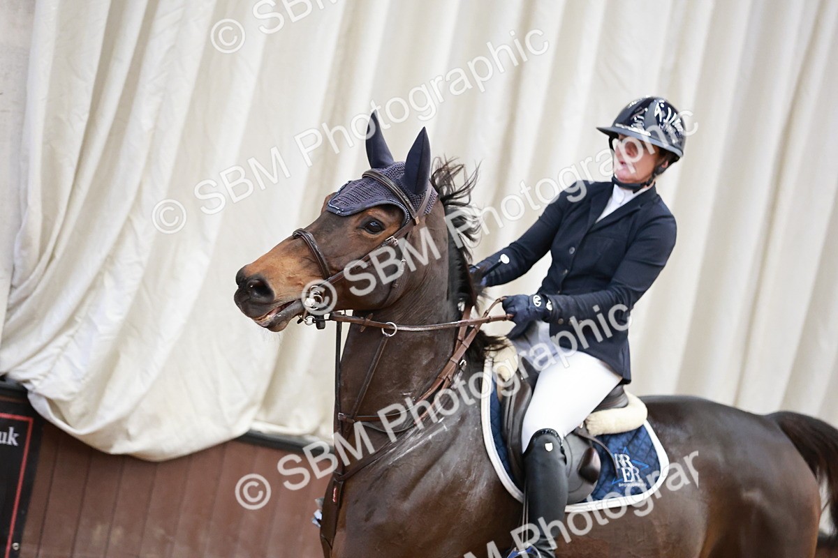 SBM_004088 - Class 11 - Senior Newcomers - 1.10m