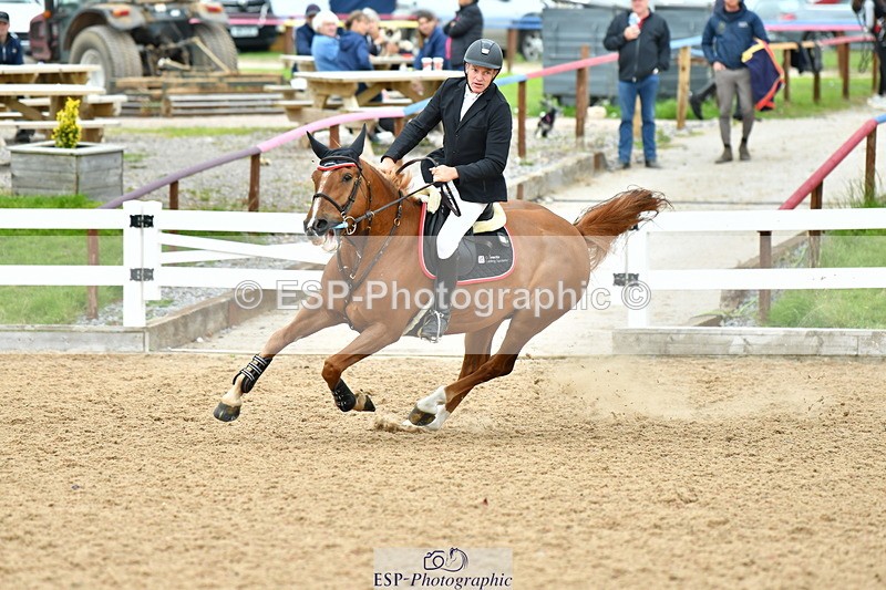 230721A-143750-07014 - Cls 22, 1 Star Gold 1.30m