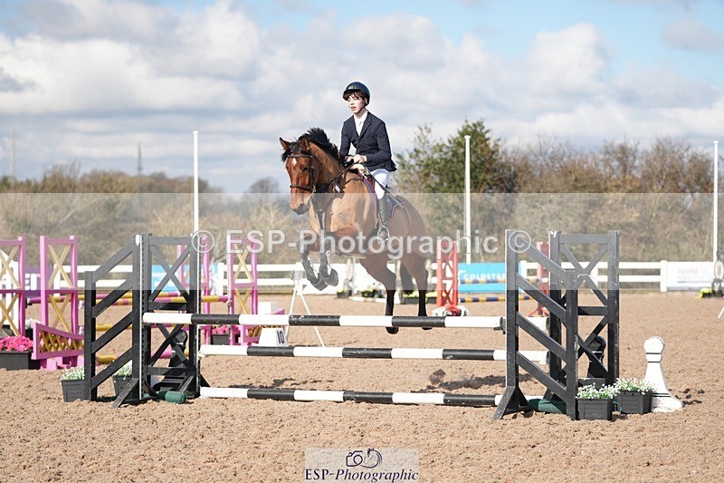 250316-101736-05843 - Cls 21 British Novice and 90cm