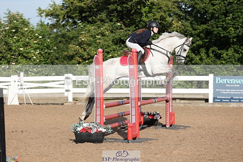 240629A-073624-02137 - Cls 16 British Novice and 80cm Open