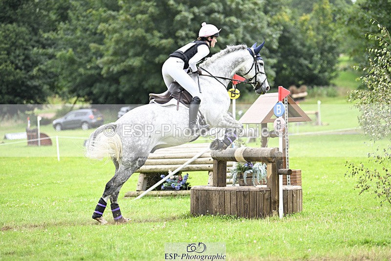 240804-130838-13944 - 457-Lydia_Stuart-SAUNDERSCOURT_FURISTOS