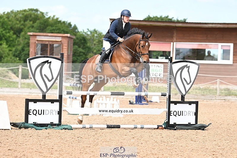 250611-105850-00281 - Cls 2 Snr Discovery & 1m Open