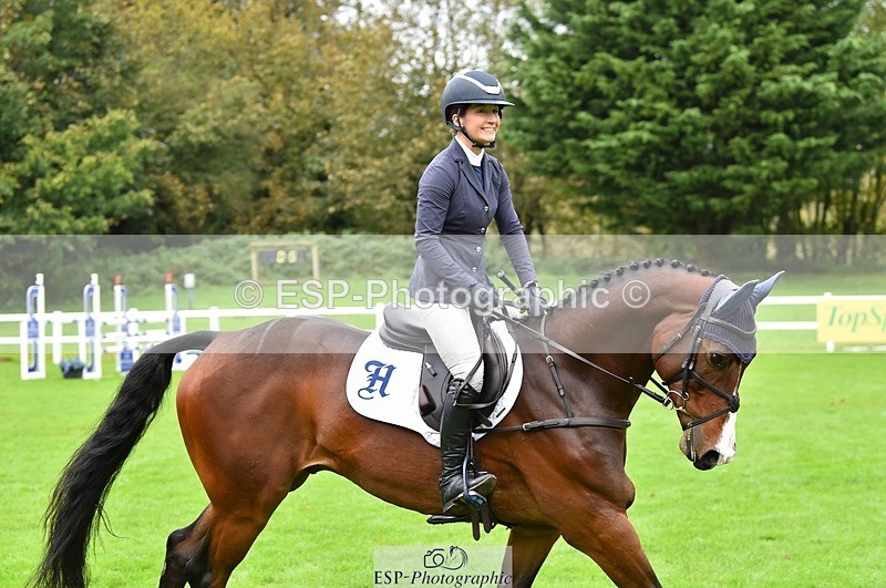 231021-123246-16600 - 045-HILDARE.REGARDE.MOI-Danielle.Mccormack-SJ