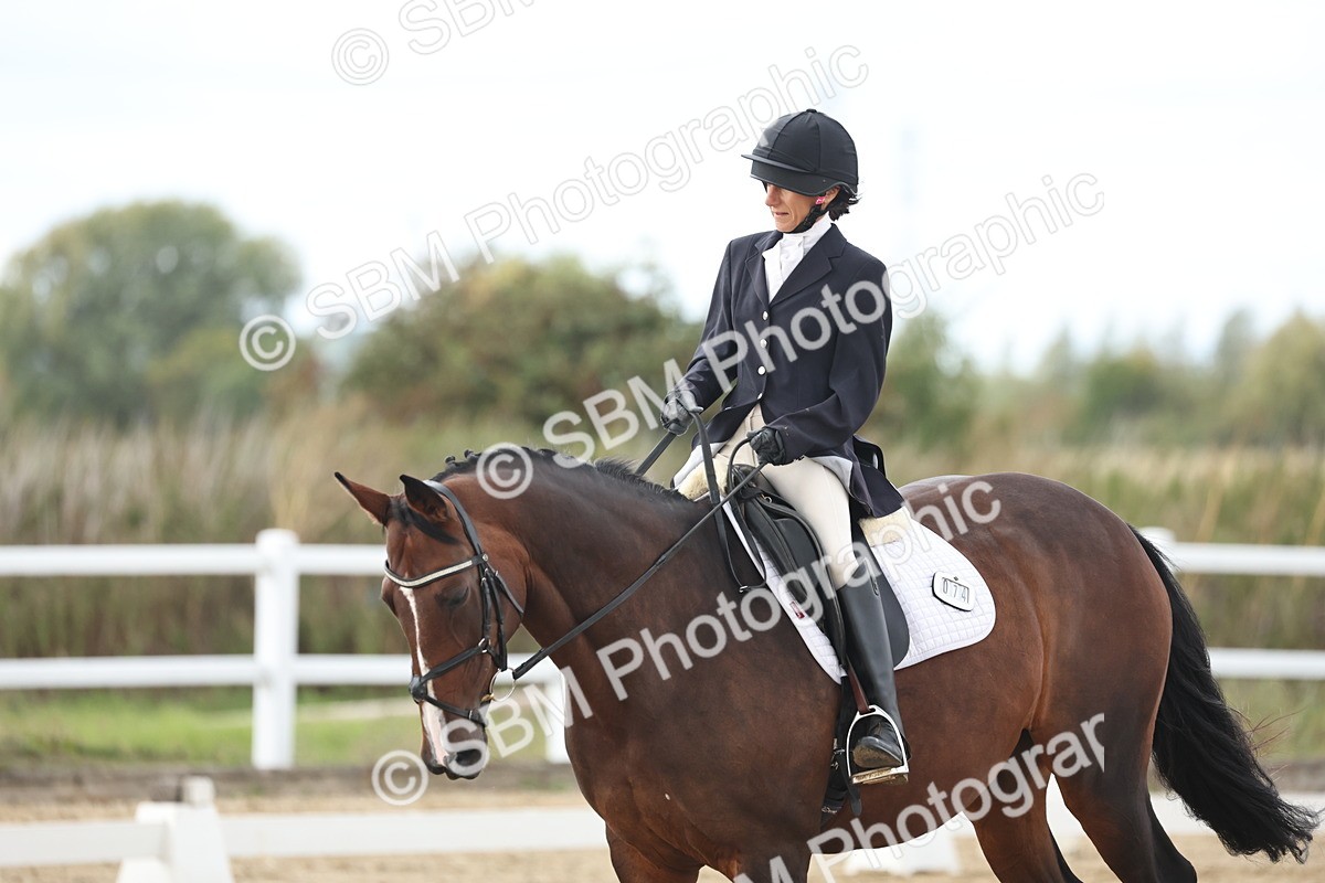 SBM_003791 - Class 8 - Novice 3 Champs