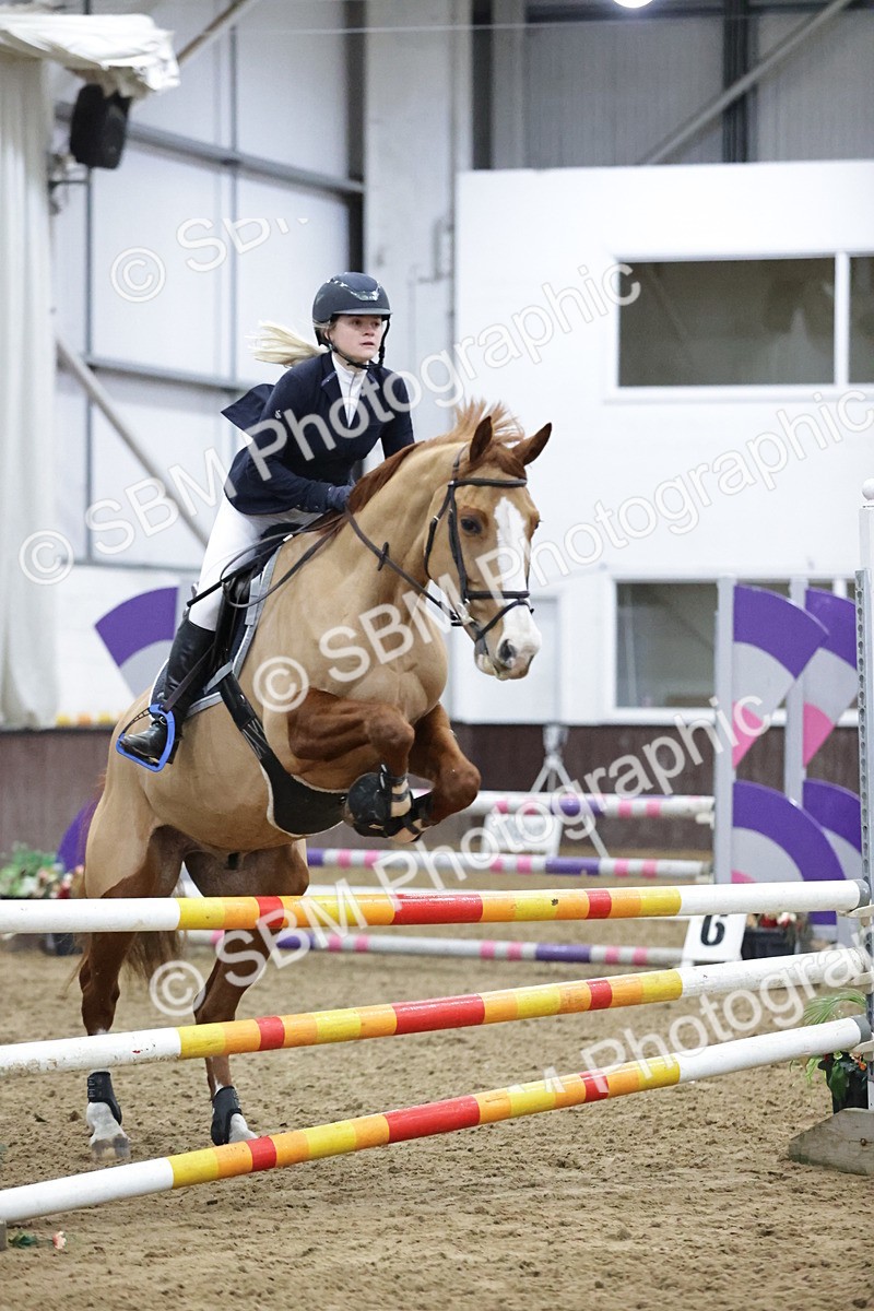 SBM_1709 - Class 7 - Equissage Pulse Senior BritiNovice/ 90cm Open