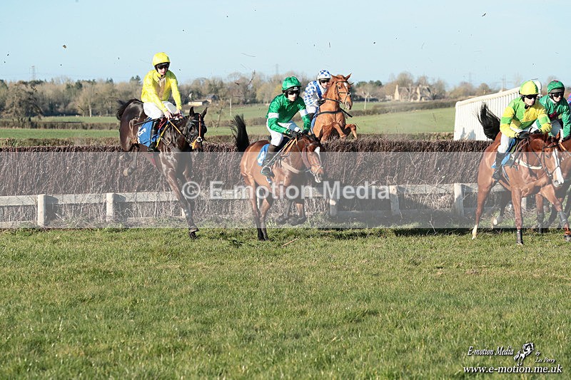 PtP 210326 1247 - VWH Cirencester Races 21/03/26