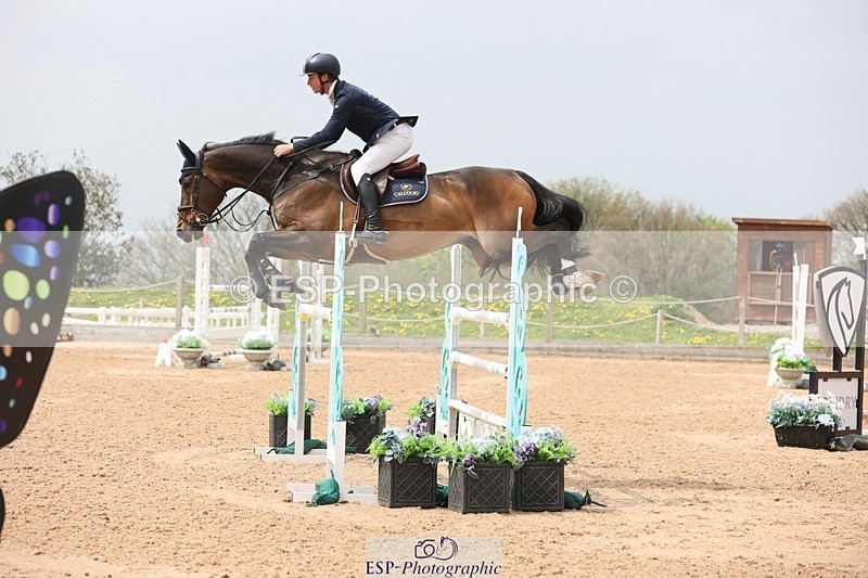 250424-123518-05475 - Cls 1 - 2 Star Small Tour