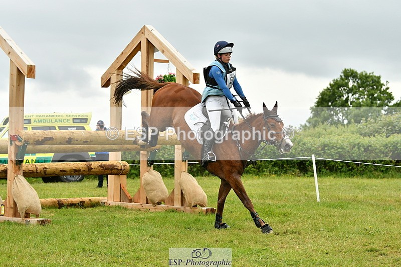 250524A-104052-09191 - A-061-Isabelle.Cook-EMERALD.KATIE