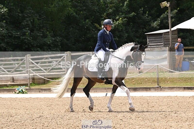 250720A-124114-10445 - 164-Dominique.Kinnaird-Perry-Pallas.Vanquish