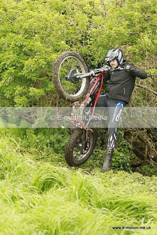 TR 060512-032 - Petit Bot - 06/05/12