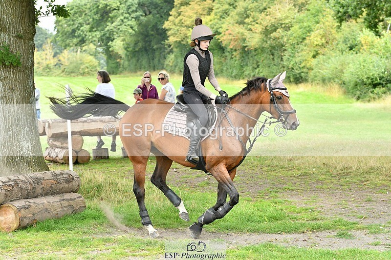 230817-125351-00752 - Theo's 1st Group - XC