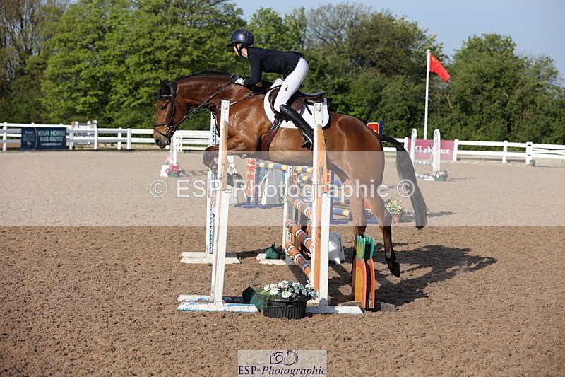 240510A-082020-04187 - Cls 13 British Novice and 90cm Open