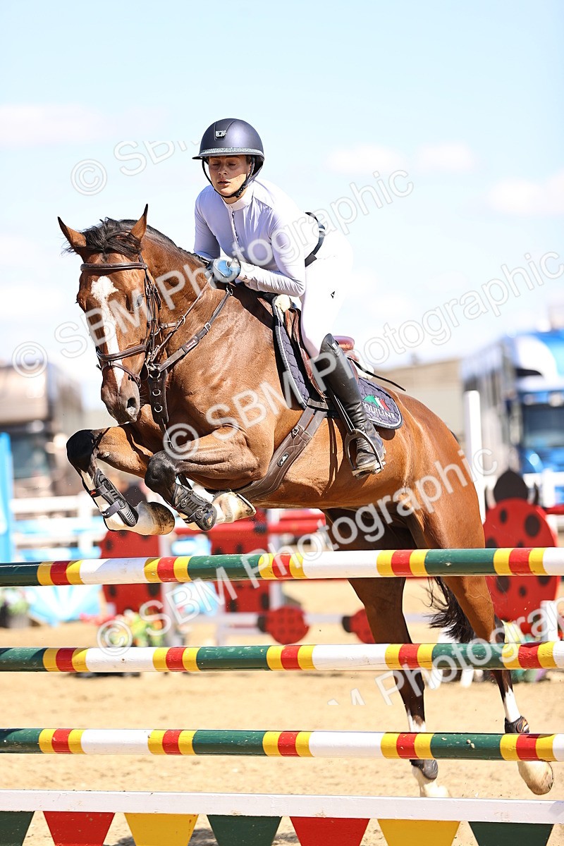 SBM_015637 - Class 16 - Senior foxhunter - 1.20m Open