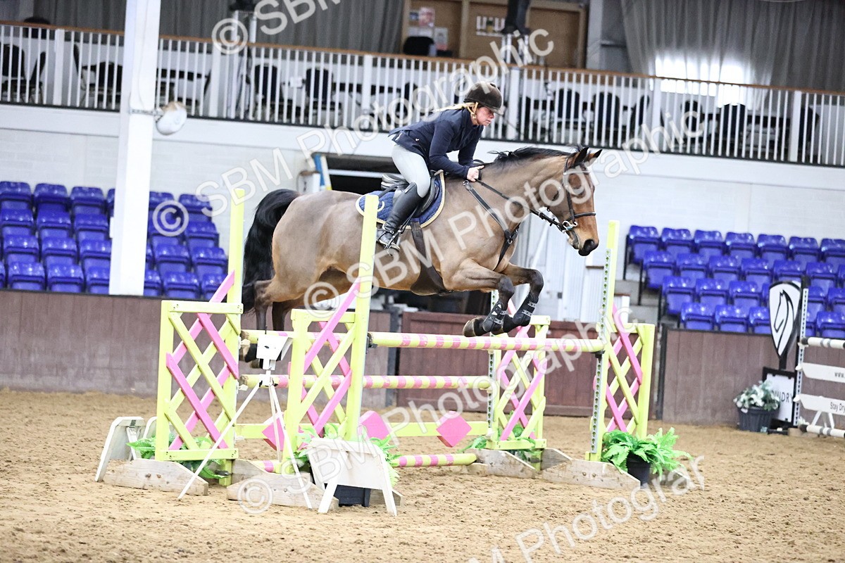 SBM_005589 - Class 17 - Senior Newcomers 1.10m