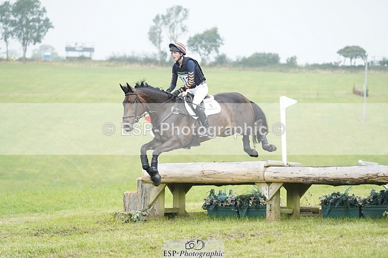 240901A-123946-08691 - 313-Max.Forster-CELTIC.CROSS