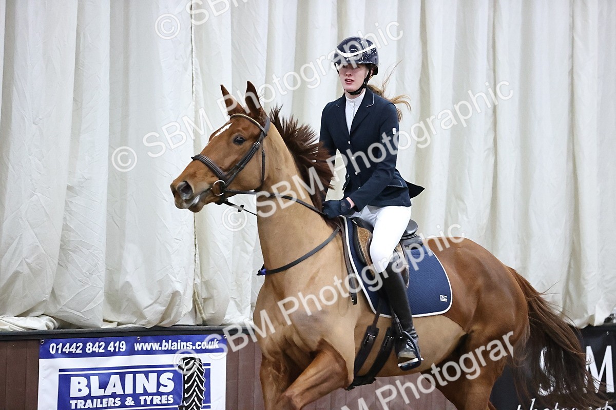 SBM_2073 - Class 8 - Nupafeed Supplements Senior Discovery/ 1m Open