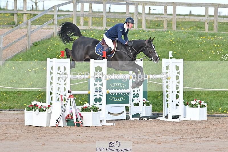 240420A-164834-12474 - Cls 11, 2 Star Big Tour 1.40m