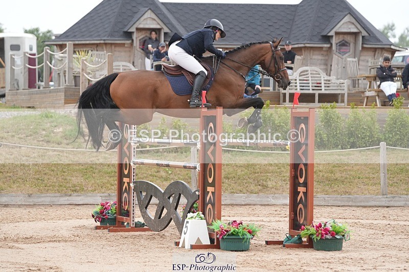 250718-105637-09845 - Cls 2, 3 Star Small Tour Break til End