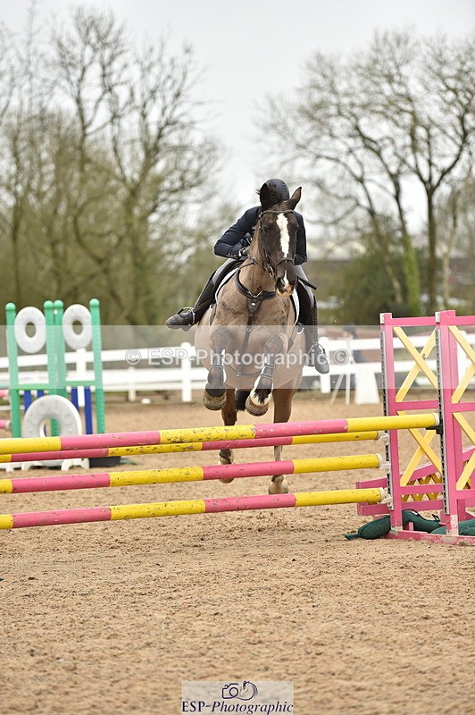 240405A-104850-00593 - Cls 8 British Novice and 90cm Open