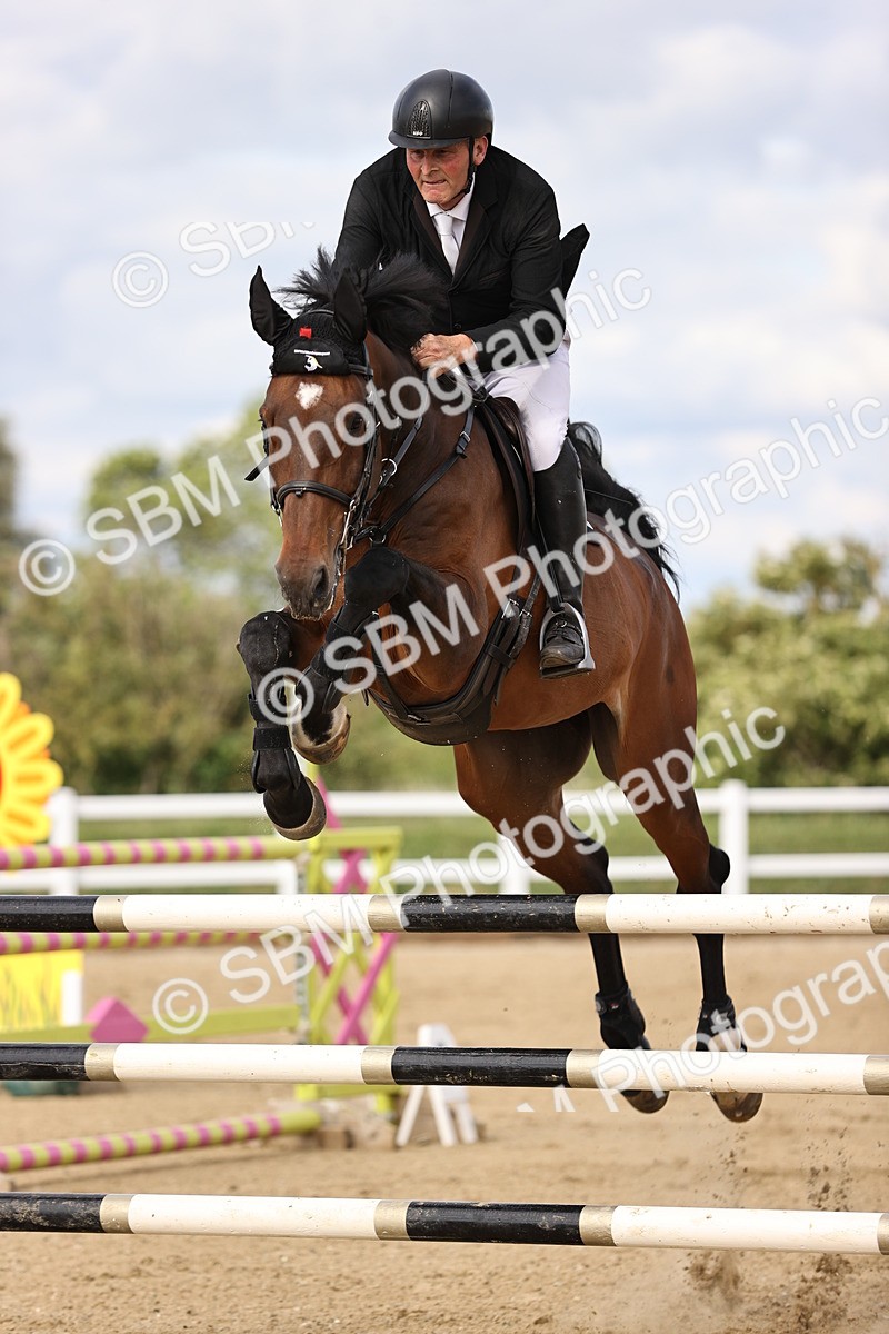 SBM_003807 - Class 13 - Senior Foxhunter - 1.20m
